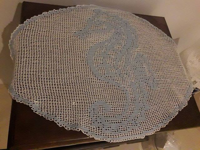 Crochet filet doily with seahorse work photo by Facebook Fan Mario Gatti