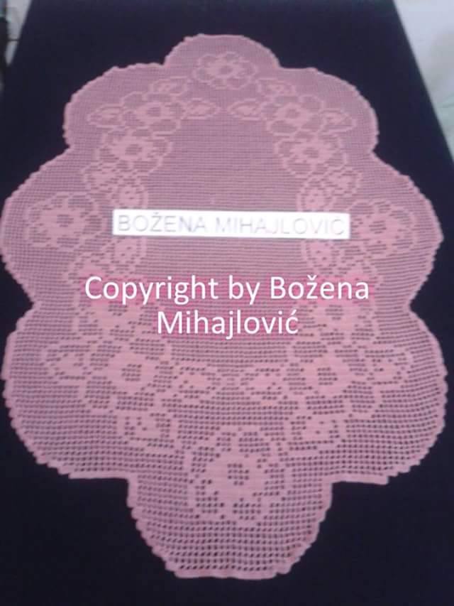 Oval filet crochet doily with flowers and leaves work photo author Facebook Fan Božena Mihajlović